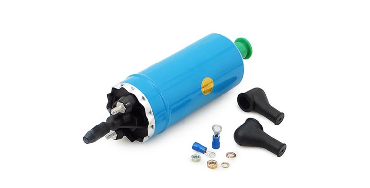 پمپ بنزین بیرون باک